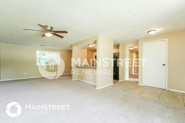 Building Photo - 5372 Tracey Dr