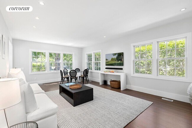 Building Photo - 53 Layton Ave