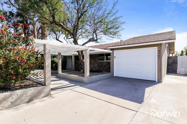Foto del edificio - 8301 E Turney Ave, Scottsdale, AZ 85251