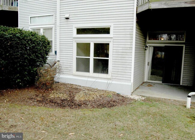 Building Photo - 24B Deer Run Ct