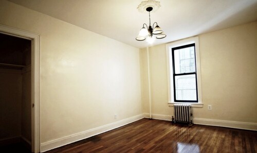 Foto del edificio - 2619 Bedford Ave