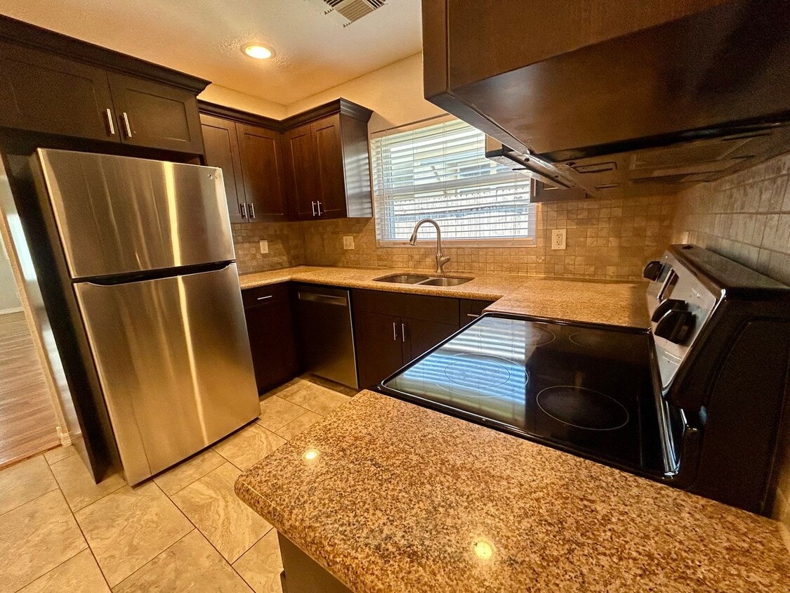 Charming 3BR/2BA Home for Rent – Prime Tam... - Charming 3BR/2BA Home for Rent – Prime Tam...