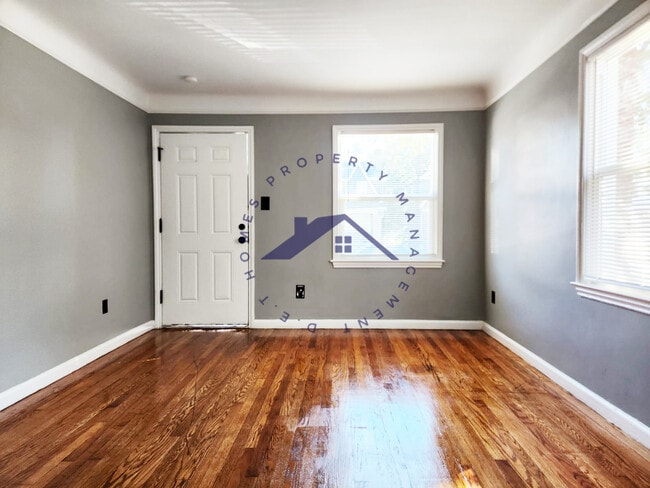 Building Photo - 6765 Heyden