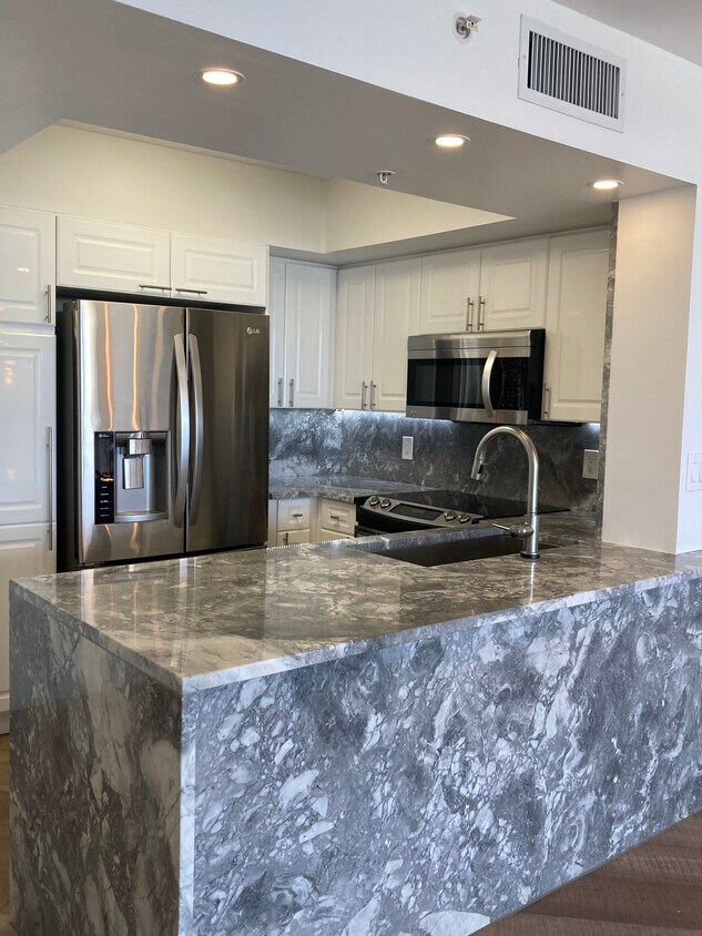 1800 Purdy Ave Unit 2205, Miami Beach, FL 33139 Condo for Rent in