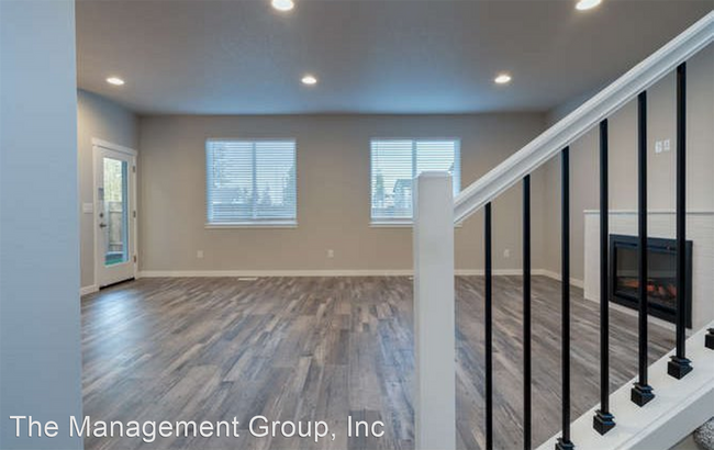 Building Photo - 4 br, 2.5 bath House - 4910 NE 65th Court