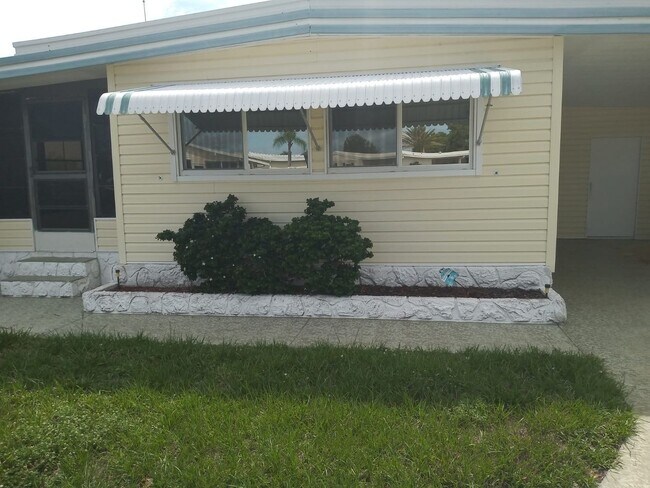 Foto del edificio - Beautiful renovated home on Six Lake Count...