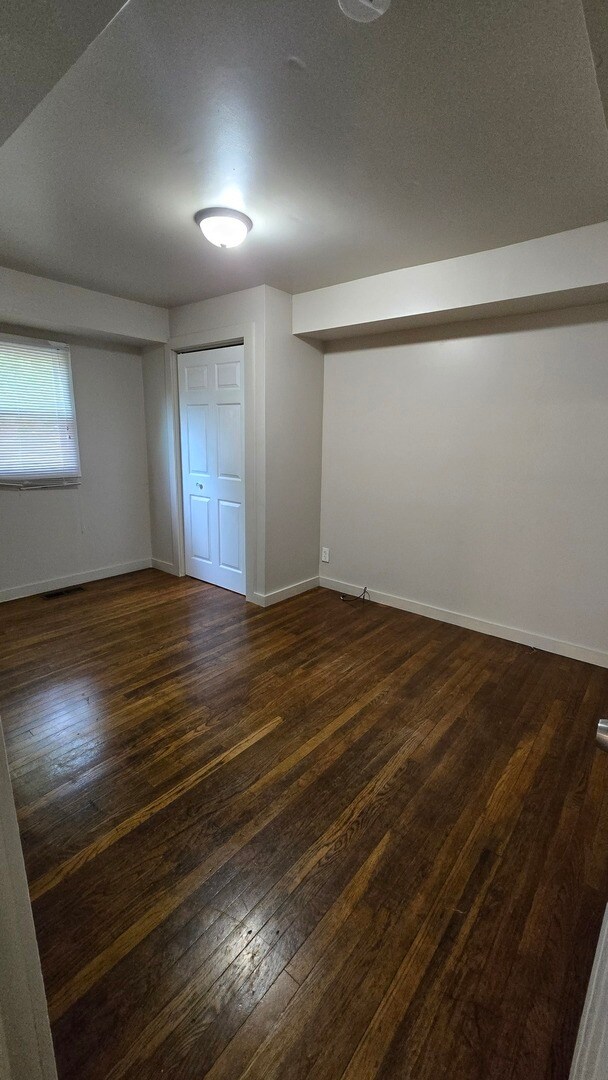 Foto del edificio - 22168 Yates Ave
