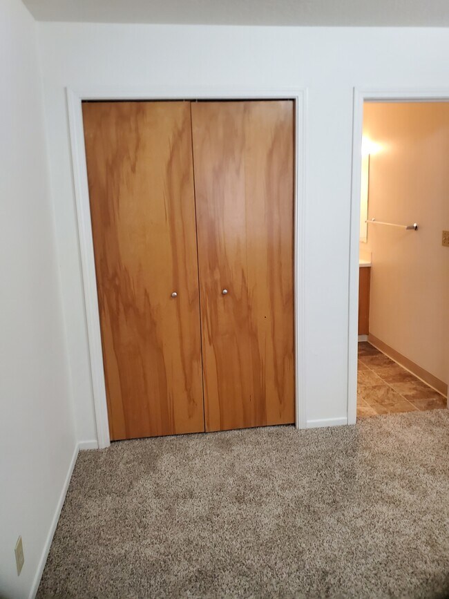 Foto del edificio - 4125 Henry Ct