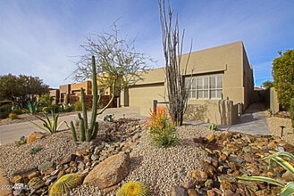 Building Photo - 9616 E Chuckwagon Ln