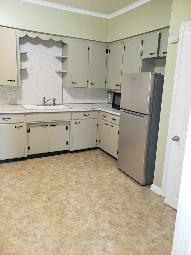 39 Temple St Unit 41 Temple, Fredonia, NY 14063 Apartments in