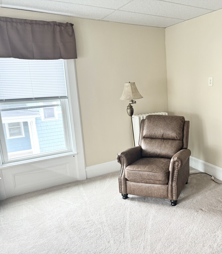 Primary Photo - 217 Keyes Ave