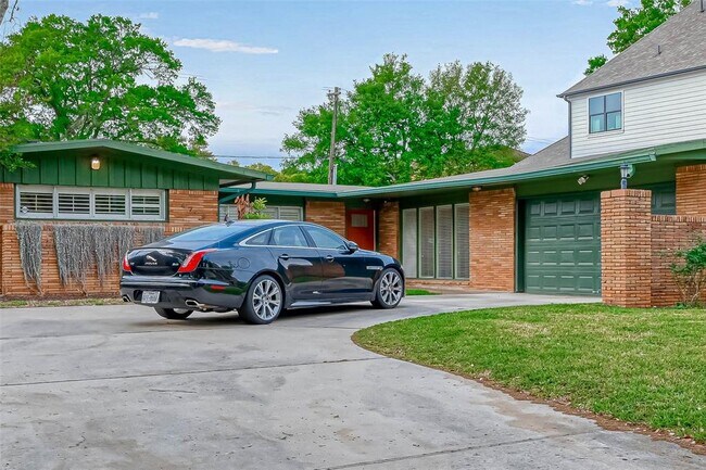 Foto del edificio - 4719 Imogene St