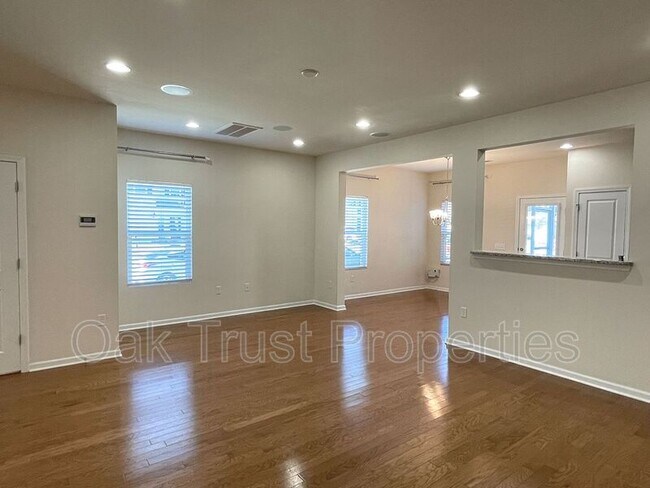 Building Photo - 3329 Conservancy Ln
