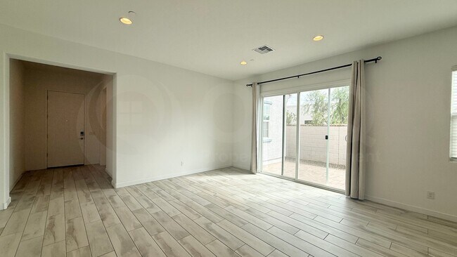 Building Photo - 3883 E Bartlett Way