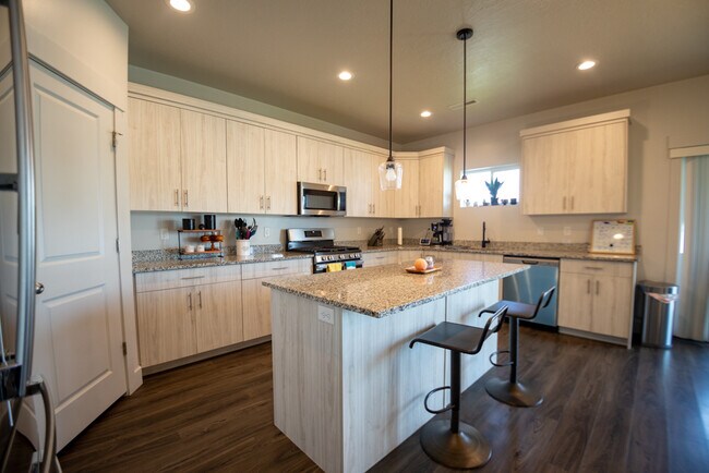 Foto del edificio - 1159 S 4350 W