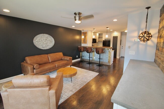 Photo - 1340F Hunters Road Apartment