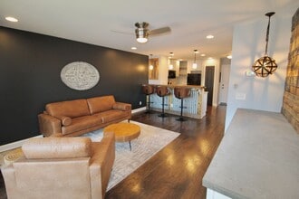 Building Photo - 1340 Hunters Rd