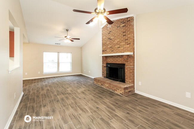 Building Photo - 4515 Craigwood Dr