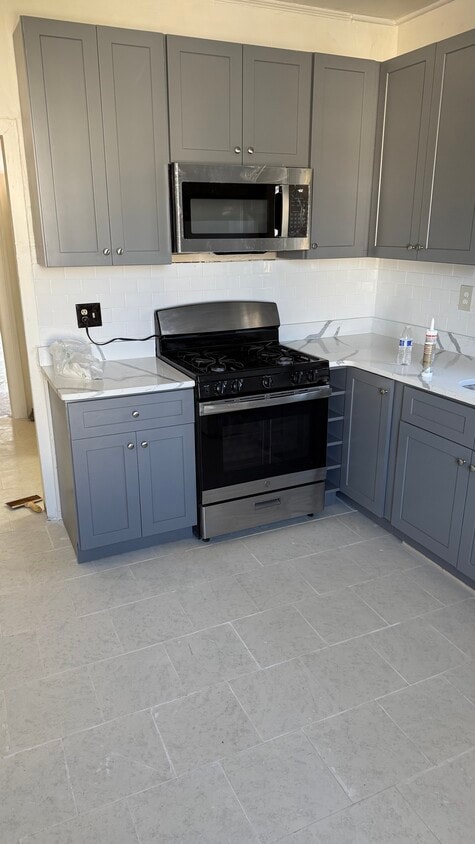 Primary Photo - 48 Greenville Ave