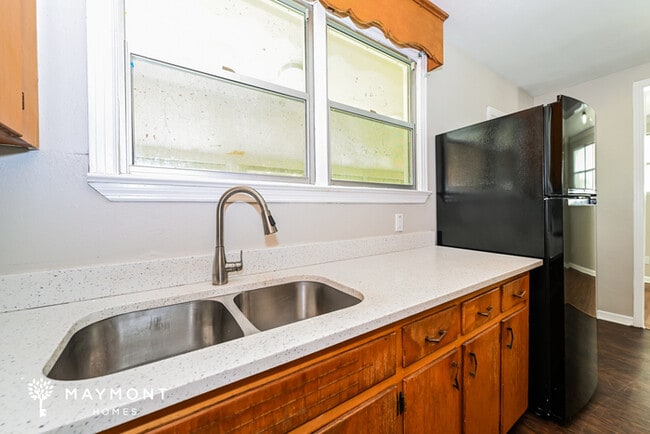 Foto del edificio - 5442 Marcia Cir