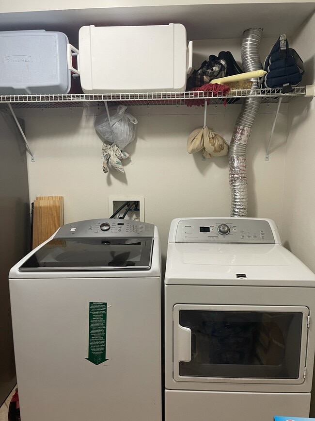 Foto del edificio - 35352 Gosling Ln