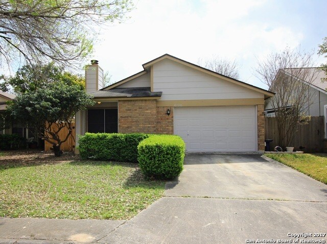 Primary Photo - 10130 Galesburg