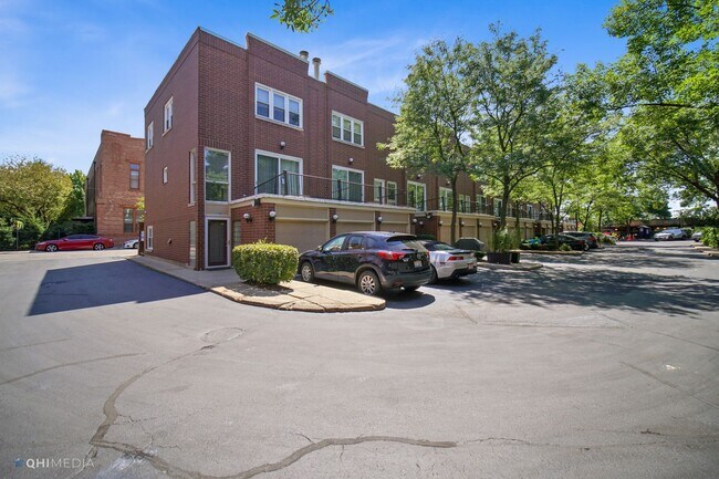 Foto del edificio - 1730 W Terra Cotta Pl