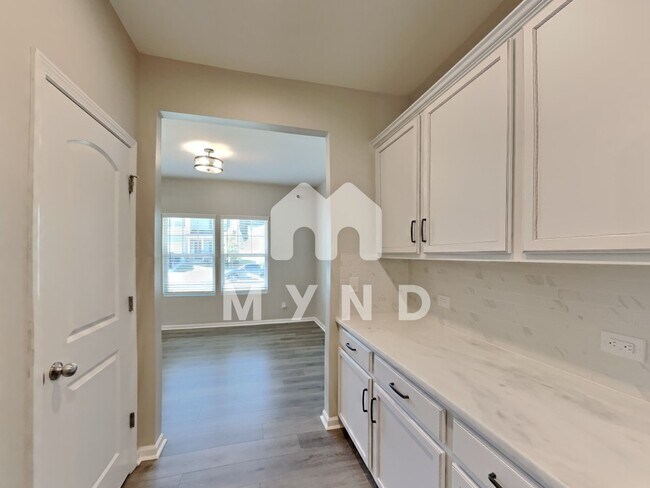 Building Photo - 4224 Stockbrook Dr
