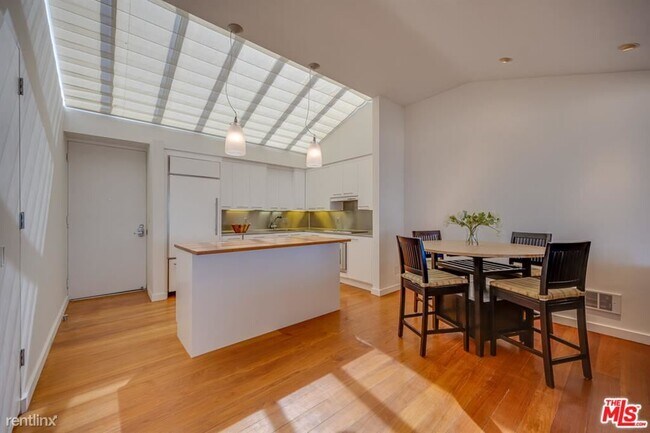 Foto del edificio - 1 br, 1 bath Condo - 6 Northstar St Unit 303