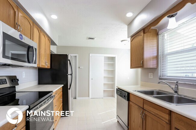 Foto del edificio - 6935 301st Ave N