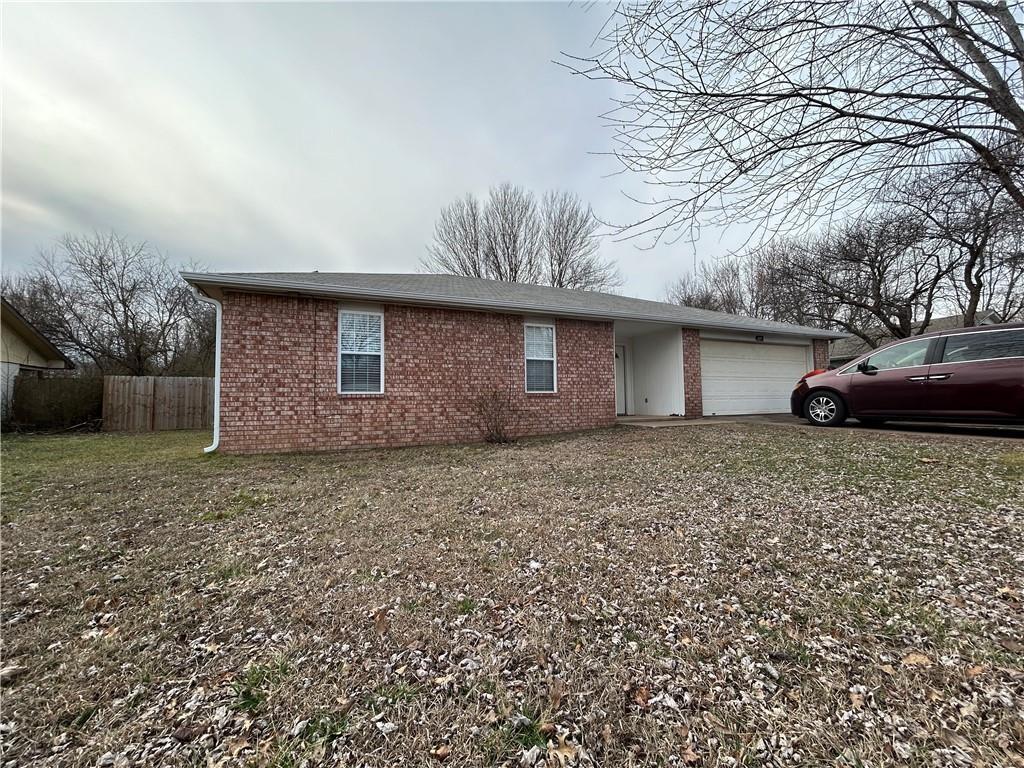 Primary Photo - 279 Township Dr