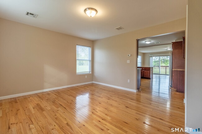 Building Photo - 63 Nature Ave