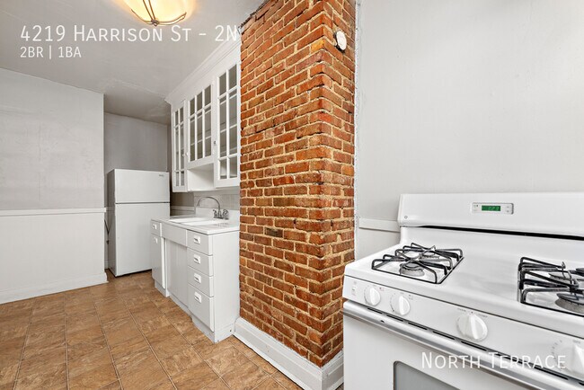 Foto del edificio - 4219 Harrison St