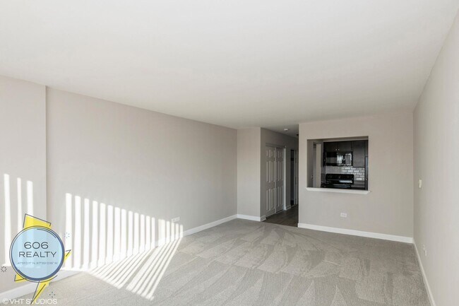 Foto del edificio - 7300 W North Ave