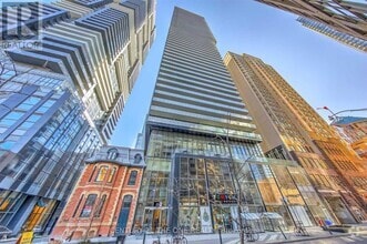 Building Photo - 15-1015 Grenville St