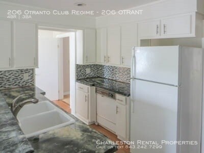 Building Photo - 206 Otranto Club Cir