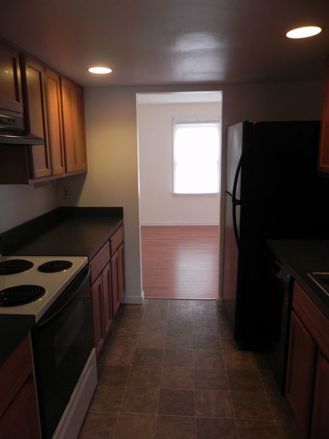 Building Photo - Townhome for rent in Remington VA