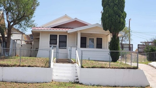 Foto del edificio - 1003 S Main St