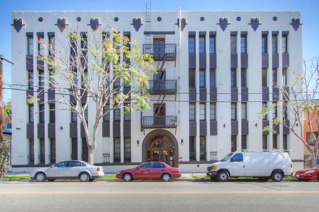Building Photo - EC1 - 1650 Echo Park Apartments