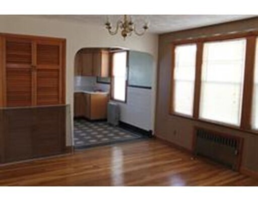 Building Photo - 11 Bridgham Ave