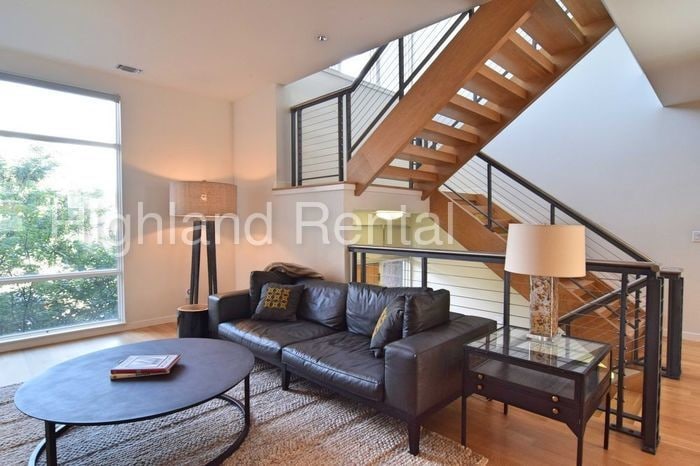 Primary Photo - 3218 Zuni St