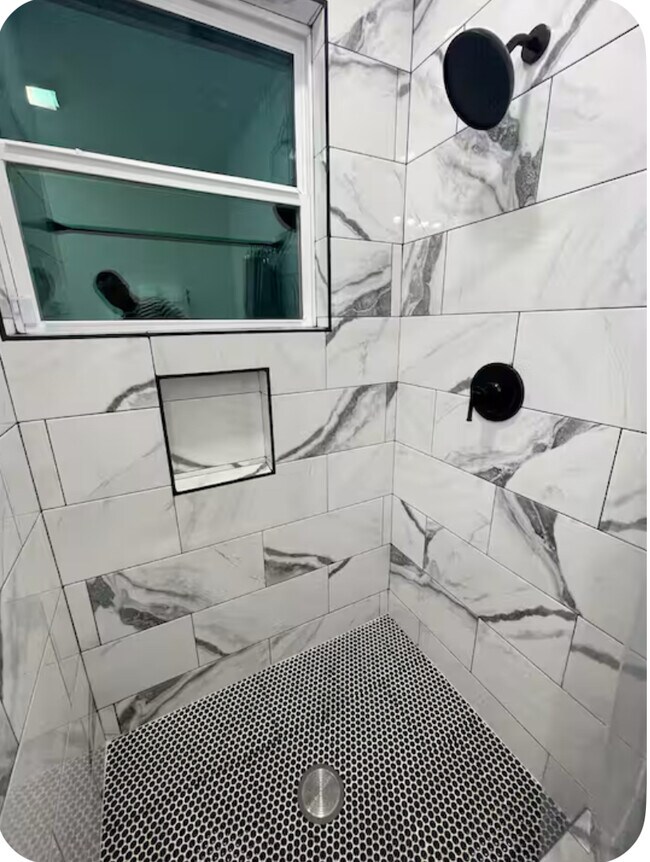 Foto del edificio - 2760 N Rocheblave St