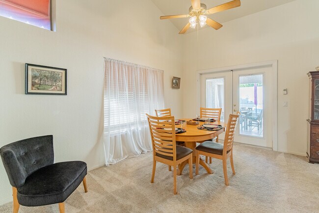 Foto del edificio - 5872 W Cochise Dr
