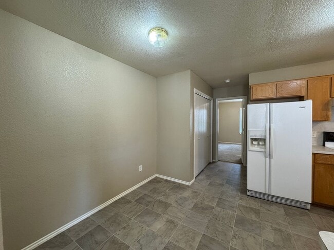 Building Photo - 4408 Abigail Dr