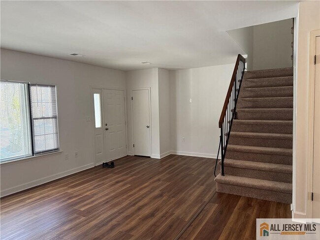 Foto del edificio - 123 Aspen Dr