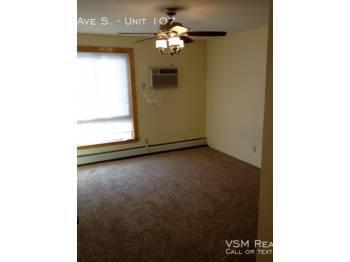 Building Photo - 2525 3rd Ave S