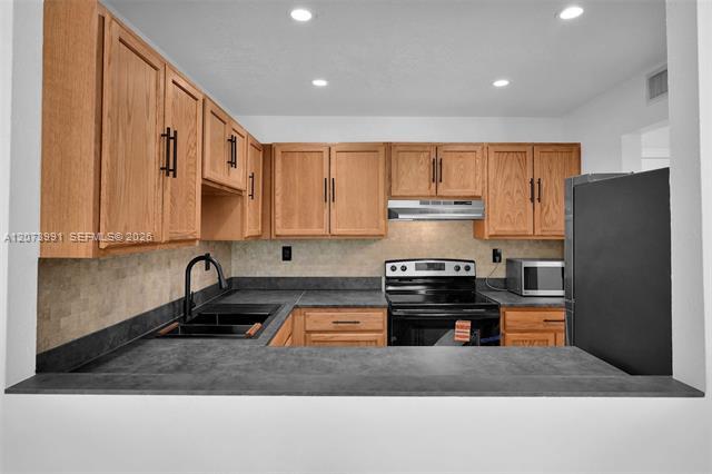Foto del edificio - 9301 SW 92nd Ave