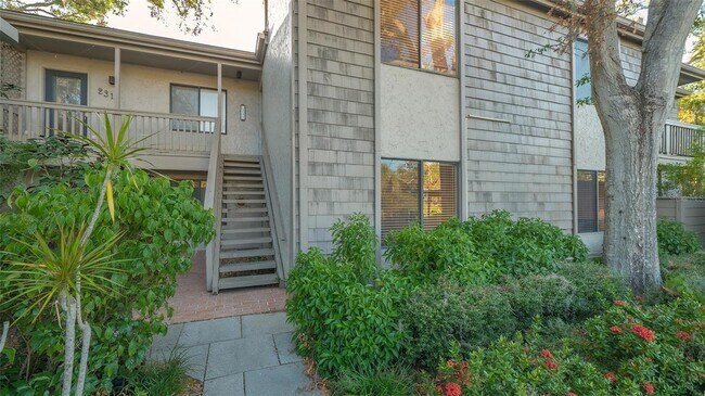 Foto del edificio - 1633 Boathouse Cir