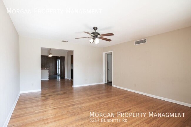 Building Photo - Great Florida Home with Garage in the Hear...