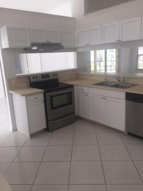 Foto del edificio - 11613 Mellow Ct